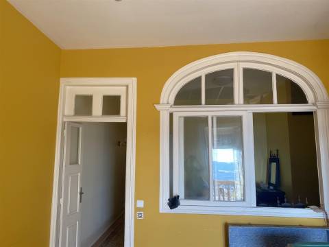 Prédio com PIP aprovado | Primeira linha de mar – Foz do Douro