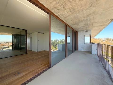 T4 de Luxo com Vistas Mar | Foz do Douro