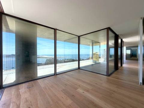 T4 de Luxo com Vistas Mar | Foz do Douro