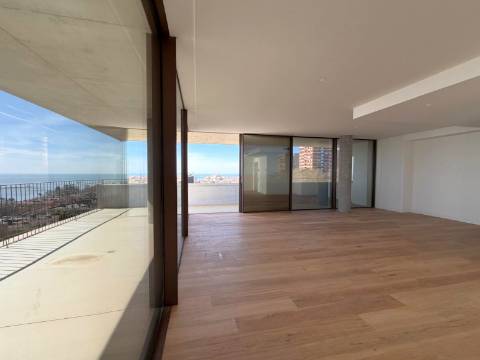 T4 de Luxo com Vistas Mar | Foz do Douro