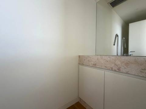 T4 de Luxo com Vistas Mar | Foz do Douro