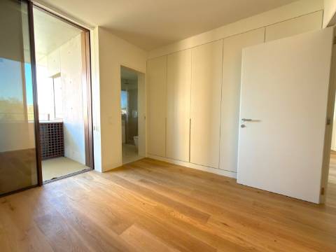 T4 de Luxo com Vistas Mar | Foz do Douro