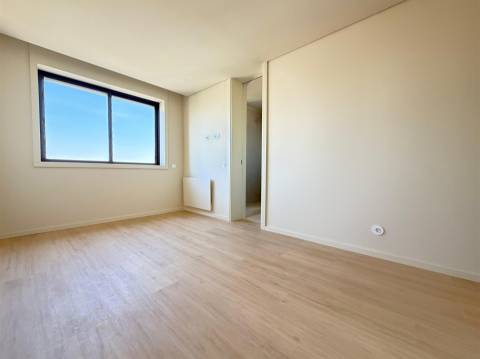 T3 totalmente renovado com garagem | Pinhais da Foz