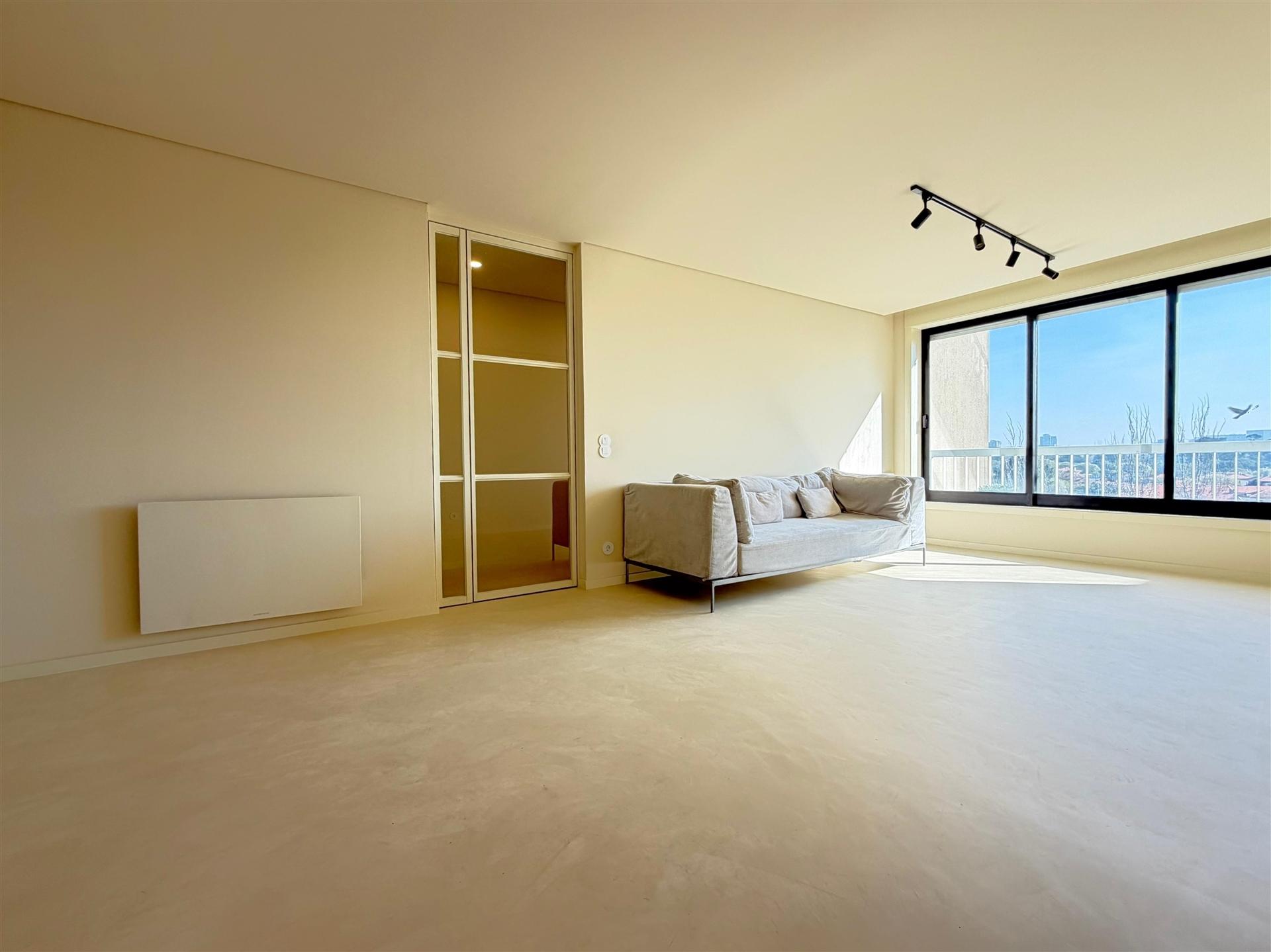 T3 totalmente renovado com garagem | Pinhais da Foz