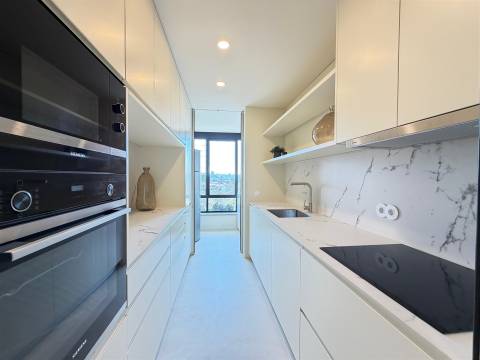 T3 totalmente renovado com garagem | Pinhais da Foz