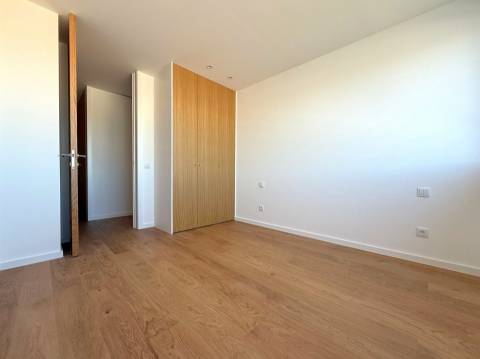 Apartamento T2 com varanda | Matosinhos Sul