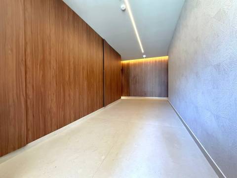 Apartamento T2 com varanda | Matosinhos Sul