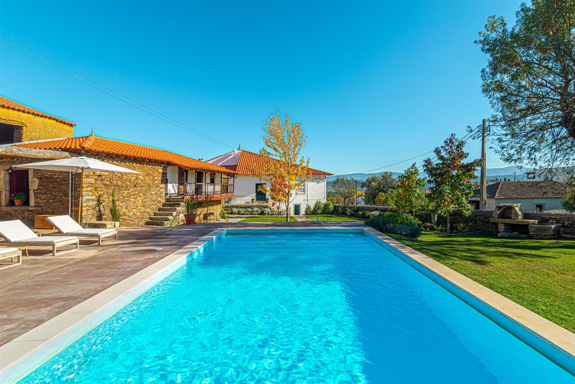 Moradia T5 c/ piscina no norte de Portugal