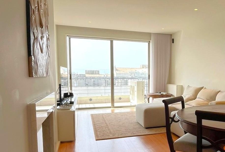 T2 renovado com vista mar e varanda a sul | Aviz