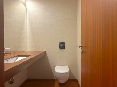 Moradia T4 em condomínio | Vilarinha