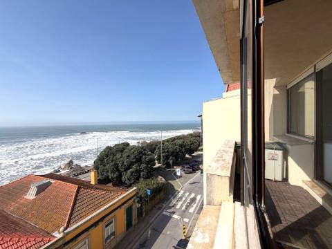 T4 c/ Vista Mar | Varanda | Foz do Douro