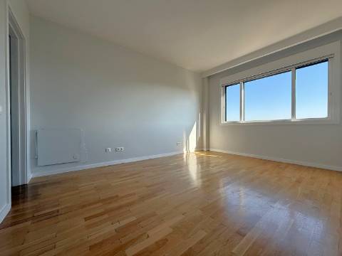 T3 Remodelado com varanda na foz/ vista mar