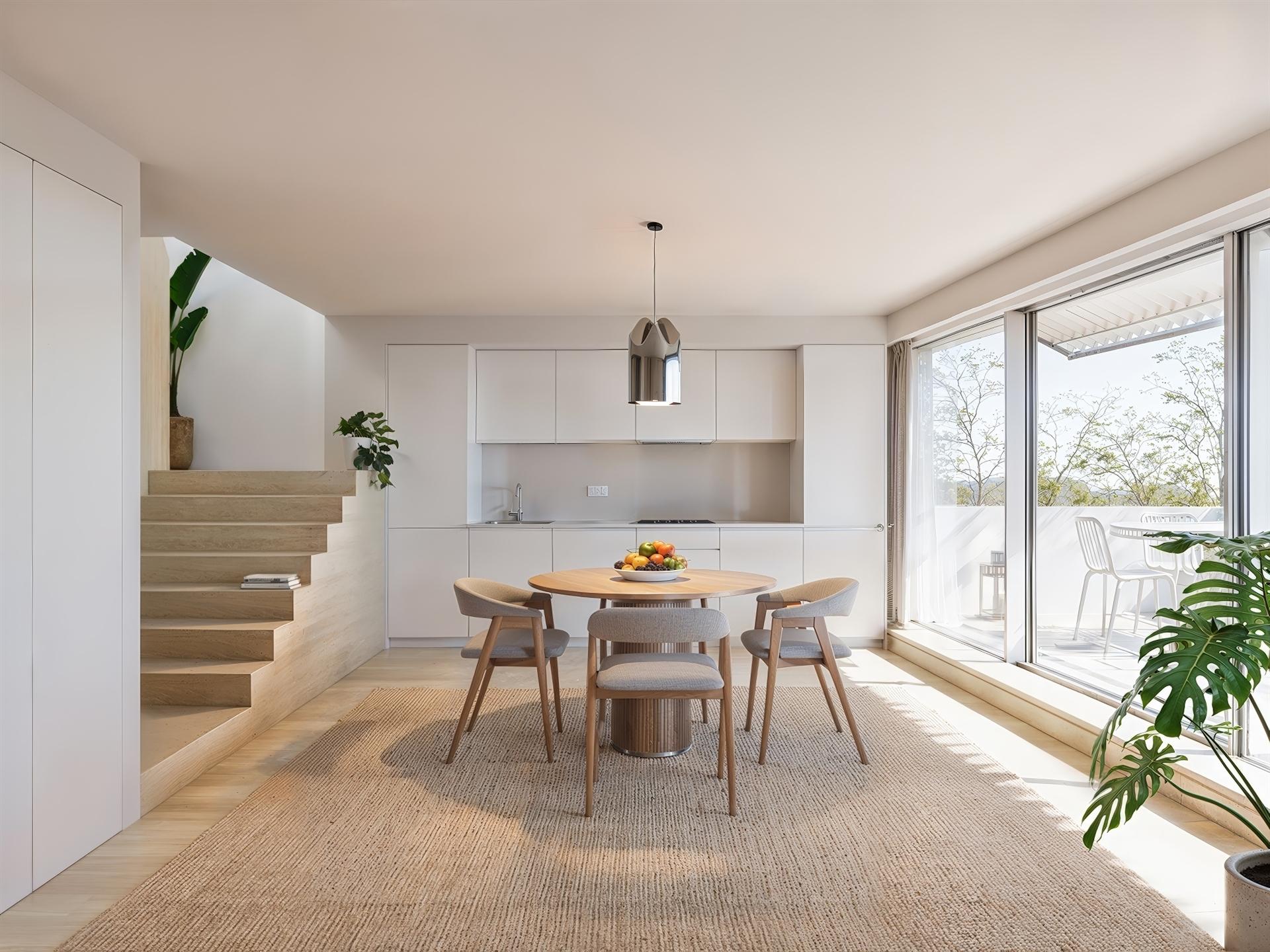 T1 duplex | Terraço e varanda, em construção, no Bairro dos Músicos | Porto