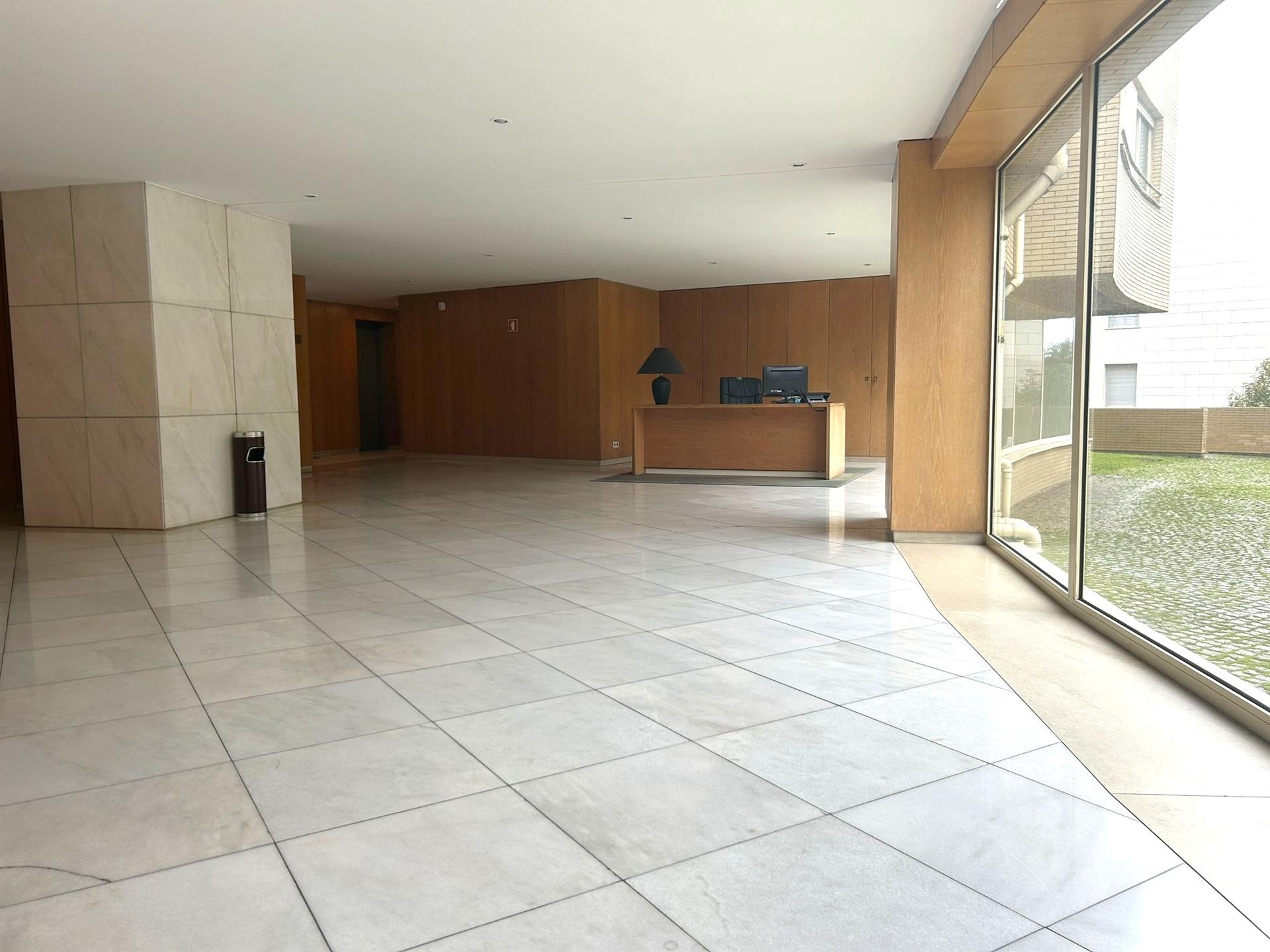 T1 Equipado e Mobilado com Garagem nos Pinhais da Foz