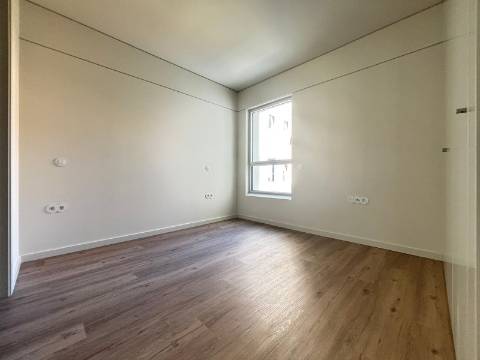 T2 NOVO no 6.º Andar c/ Varanda Sul/Poente, Garagem e Arrumo em Ramalde