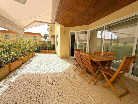 T4+1 com vista mar | Zona Exterior e Varanda | Pinhais da Foz