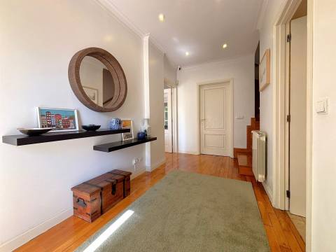Moradia T5 com jardim e vista mar | Pinhais da Foz