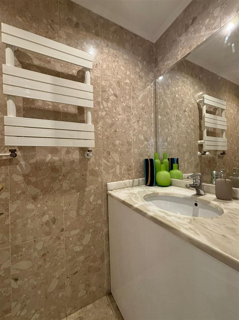 Moradia T5 com jardim e vista mar | Pinhais da Foz