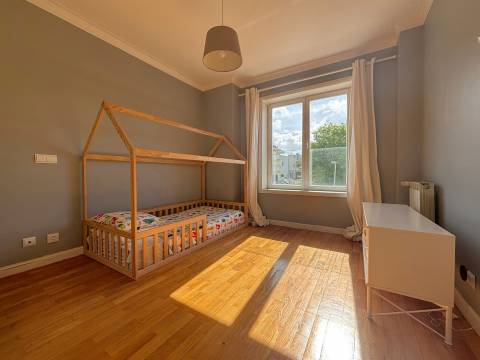 Moradia T5 com jardim e vista mar | Pinhais da Foz