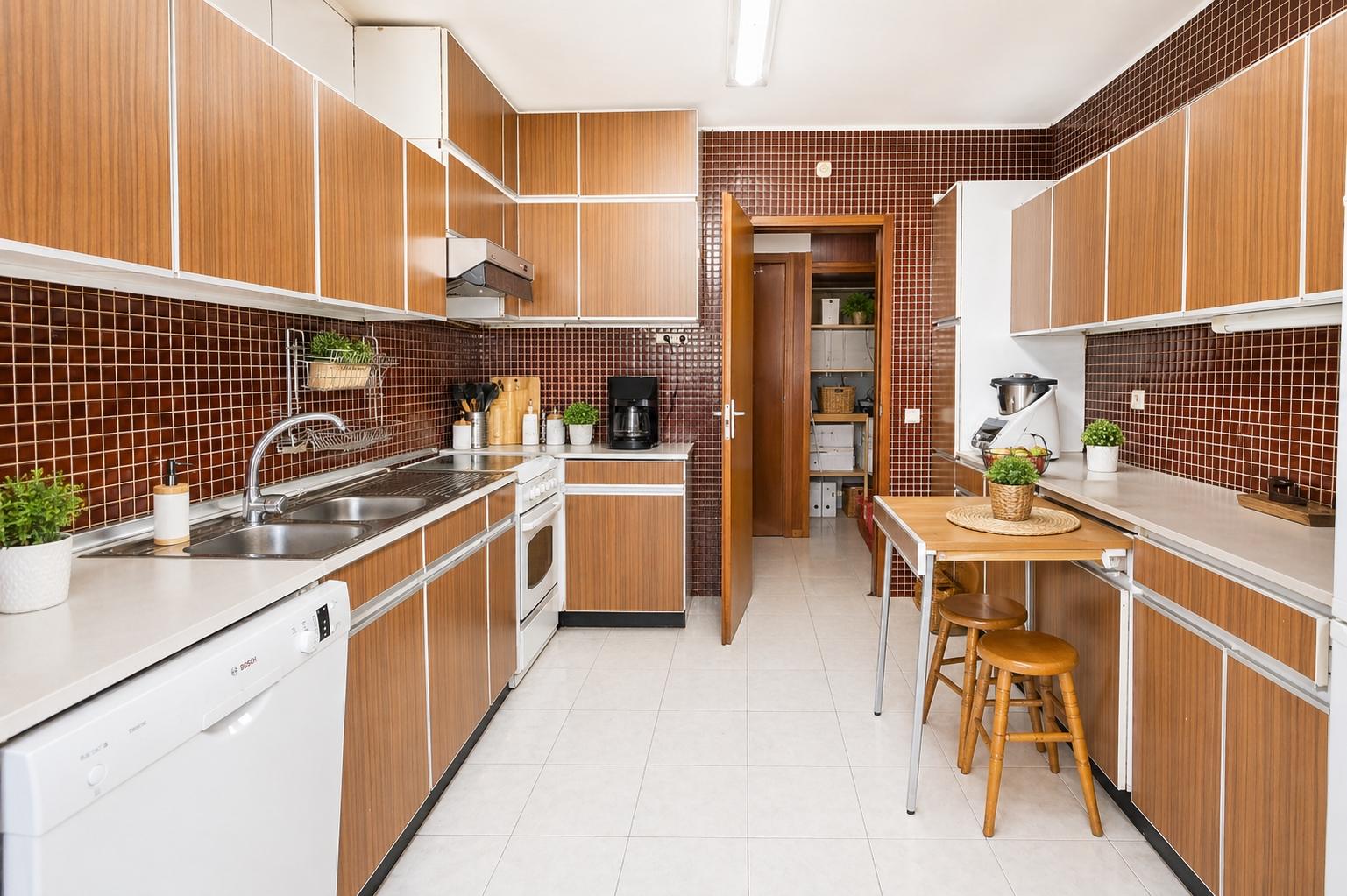 Penthouse T5 com terraço | Piscina e vistas abertas | Boavista