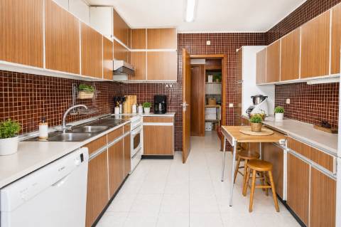 Penthouse T5 com terraço | Piscina e vistas abertas | Boavista