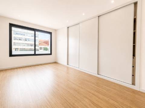 T3 novo junto à Rotunda da Boavista