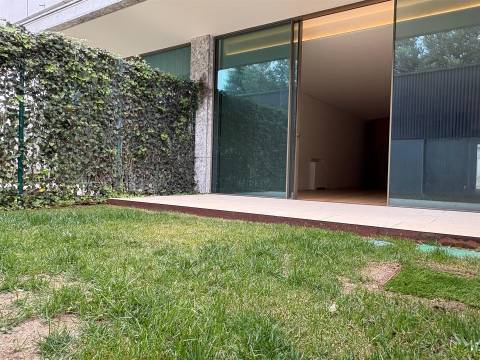 Andar Moradia T3 Venda em Aldoar, Foz do Douro e Nevogilde,Porto