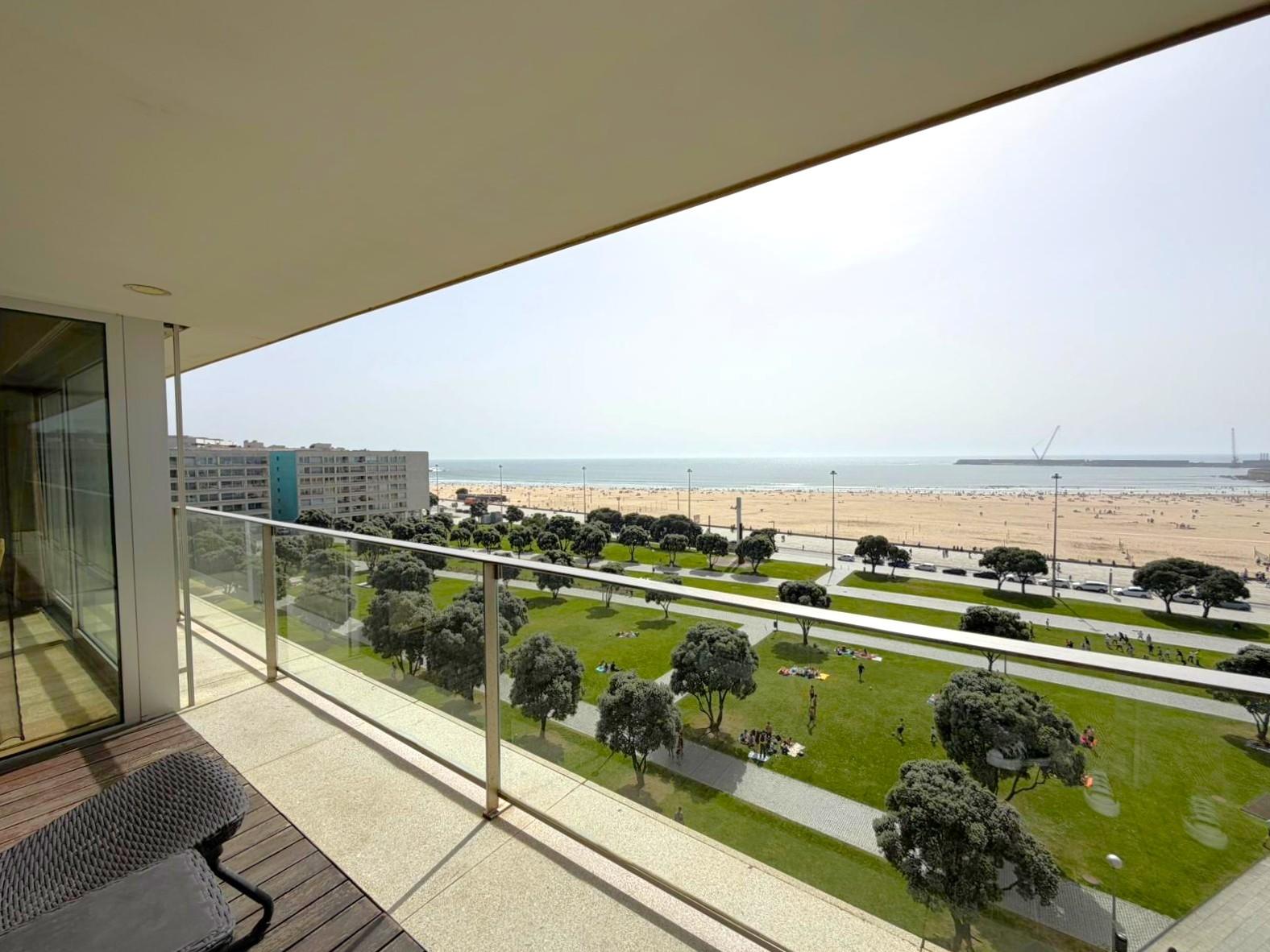 T4 frente mar com vistas deslumbrantes | Matosinhos Sul