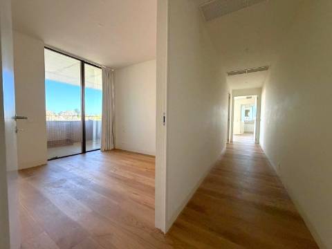 T4 de Luxo com Vistas Mar | Foz do Douro