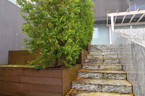 Moradia com 4 Suites jardim e piscina na Foz