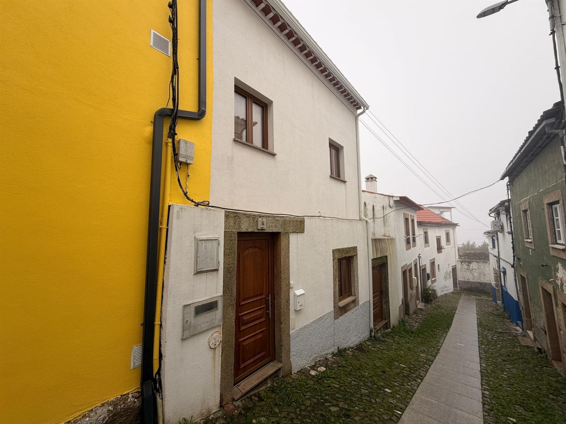 Moradia T2 Arrendamento em Castelo Branco,Castelo Branco