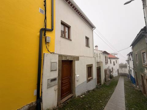 Moradia T2 Arrendamento em Castelo Branco,Castelo Branco