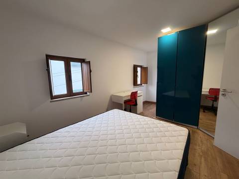 Moradia T2 Arrendamento em Castelo Branco,Castelo Branco