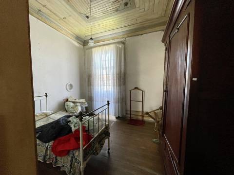 Moradia T8 Venda em Póvoa de Rio de Moinhos e Cafede,Castelo Branco