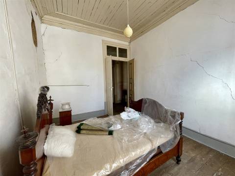 Moradia T8 Venda em Póvoa de Rio de Moinhos e Cafede,Castelo Branco