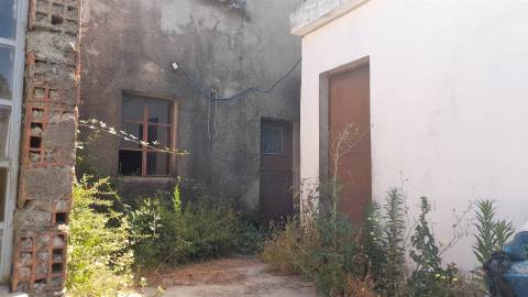 Moradia em Banda T4 DUPLEX Venda em Benquerenças,Castelo Branco