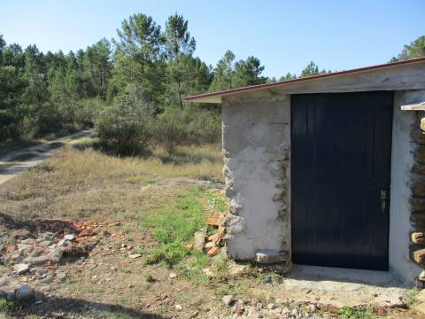construção de pedra, terreno,
