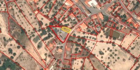 Moradia Rústica T0 Venda em Santo André das Tojeiras,Castelo Branco