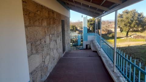 Quinta T3 Venda em Escalos de Baixo e Mata,Castelo Branco