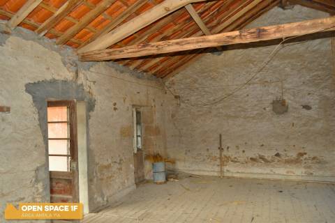 Habitação 590m2 - Imóvel Urbano Versátil - Castelo Branco