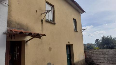 Moradia para Restaurar T3 Venda em Tinalhas,Castelo Branco