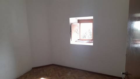 Moradia para Restaurar T3 Venda em Tinalhas,Castelo Branco