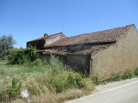 Casa de campo, terreno, Malhada do Cervo