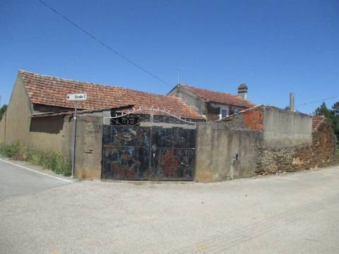 Casa de campo, terreno, Malhada do Cervo
