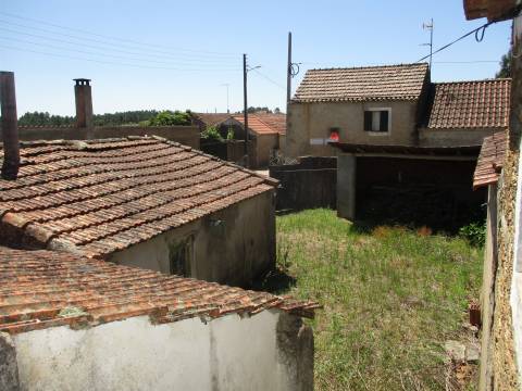 Casa de campo, terreno, Malhada do Cervo