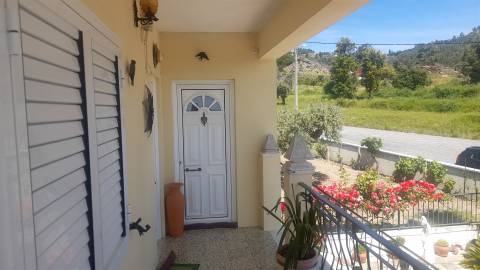 Moradia Isolada T4+1 Venda em Louriçal do Campo,Castelo Branco