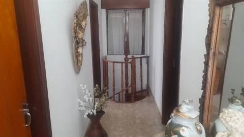 Moradia Isolada T4+1 Venda em Louriçal do Campo,Castelo Branco