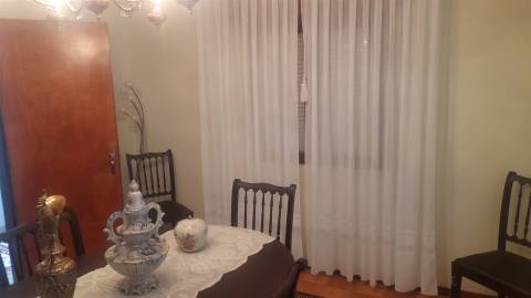 Moradia Isolada T4+1 Venda em Louriçal do Campo,Castelo Branco