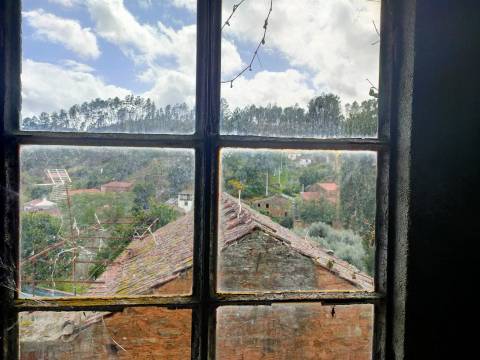 Moradia para Restaurar T2 Venda em Castelo Branco,Castelo Branco