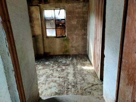 Moradia para Restaurar T2 Venda em Castelo Branco,Castelo Branco